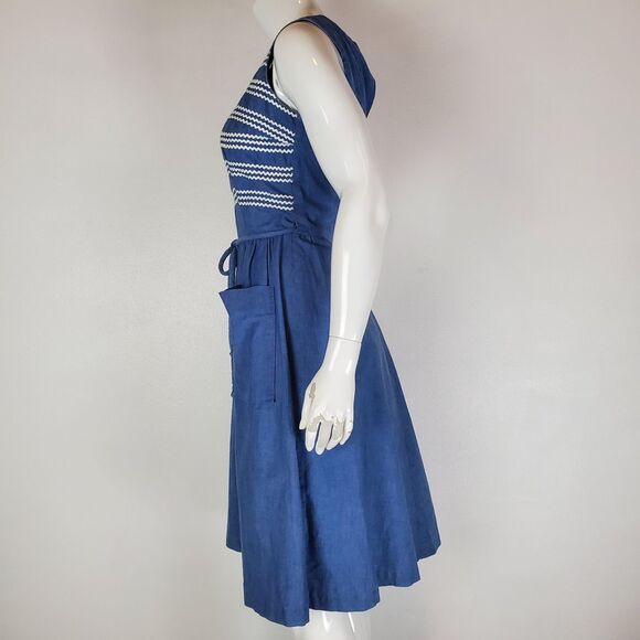 Vintage 50's Swirl Denim Apron Wrap Dress - Picture 2 of 8